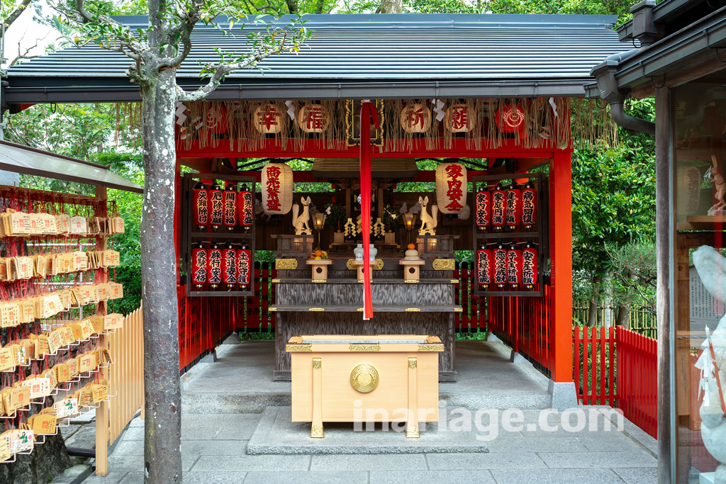 地主神社 栗光稲荷