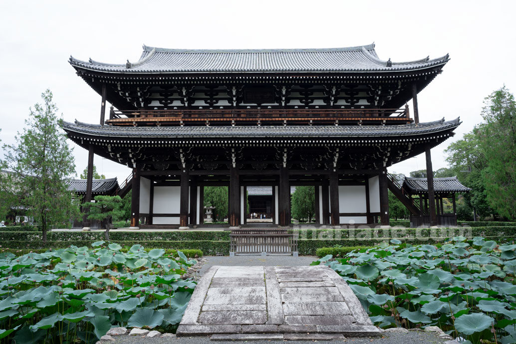 東福寺 三門