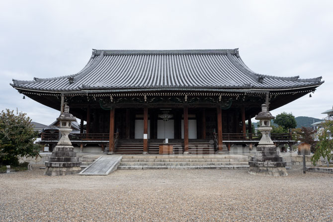 真宗大谷派山科別院長福寺 本堂