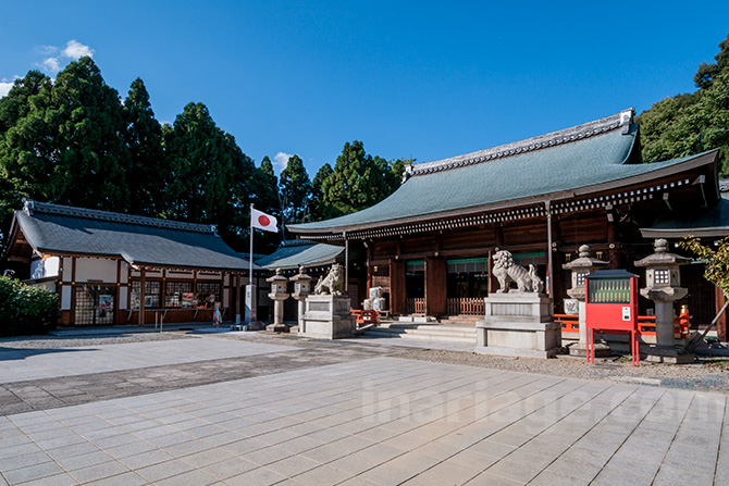 京都霊山護国神社 拝殿